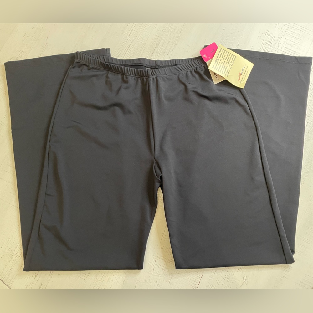 🤘🏼Marika black cropped wide leg pants elastic waist Women’s Size Large NWT